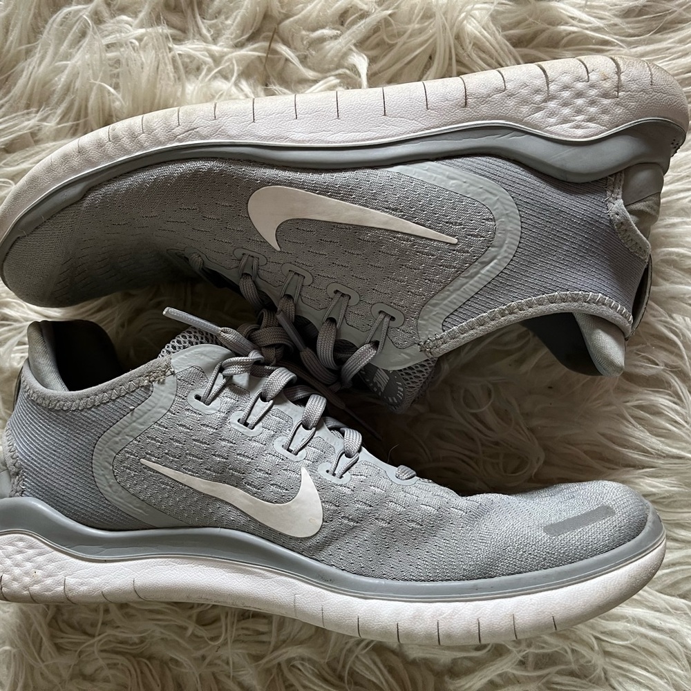 Womens nike free runs